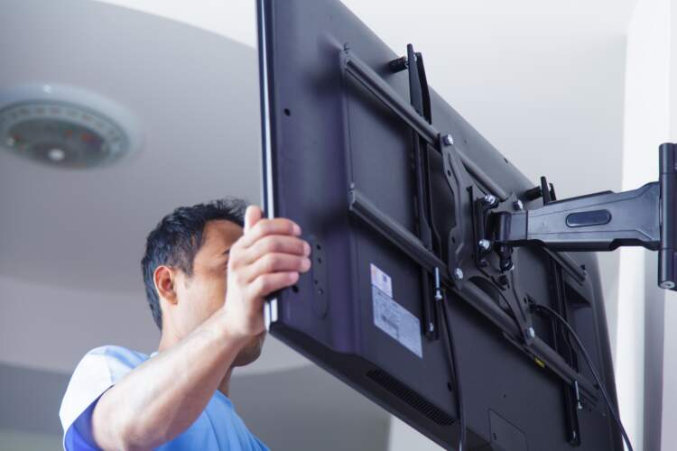 Mounting Your 24-inch TV